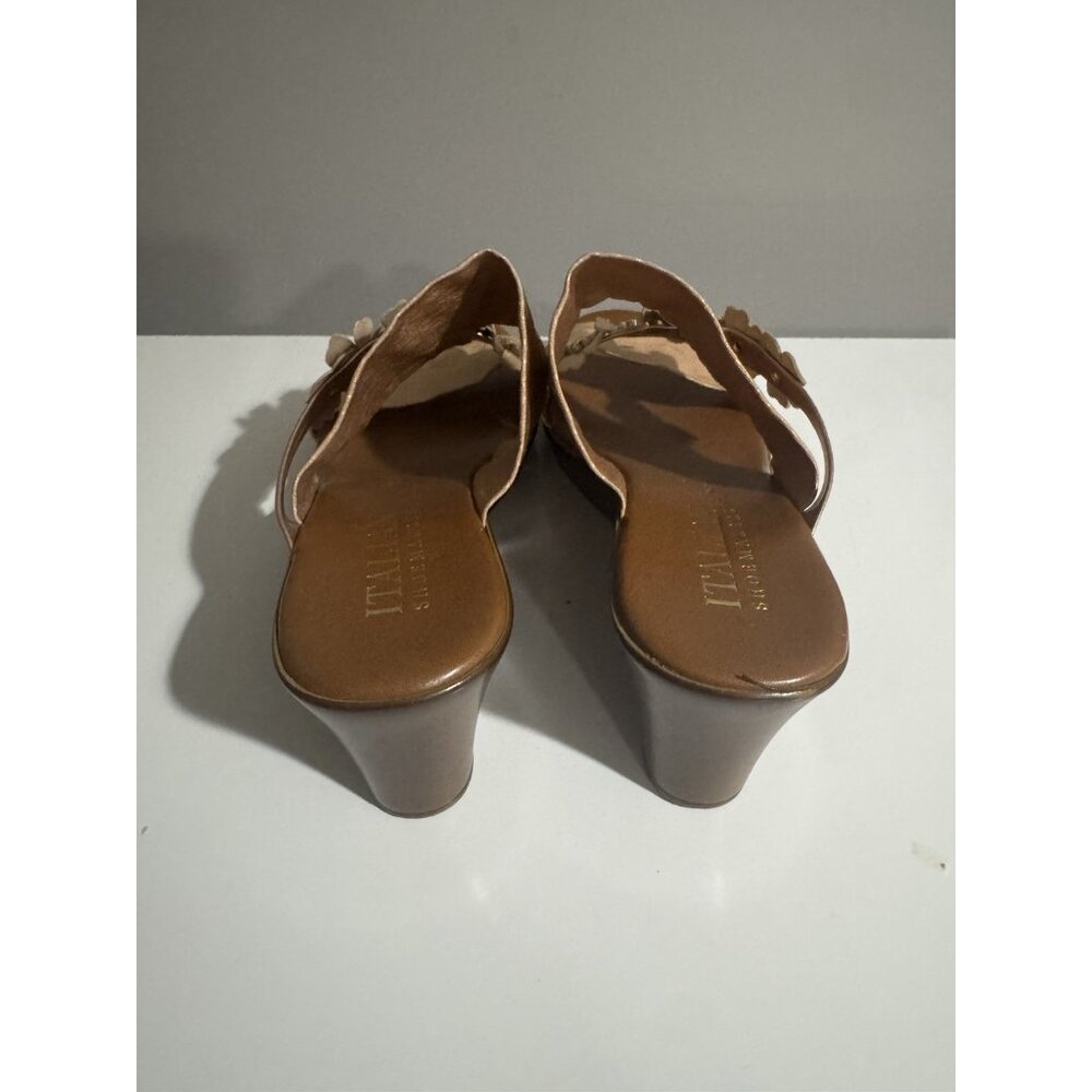 Italian Shoemakers Sandals Womens Size 10 Peach Slip On Wedge Heel Floral Bead - Picture 3 of 7